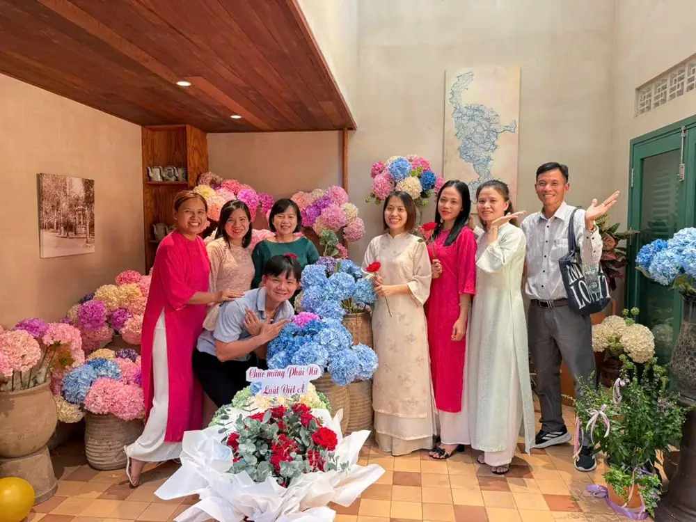 Hoạt động nội bộ