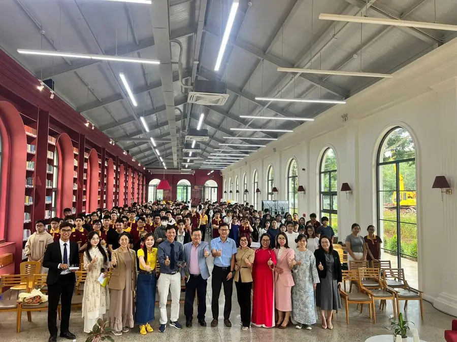 Lớp học truyền cảm hứng cho học sinh, sinh viên